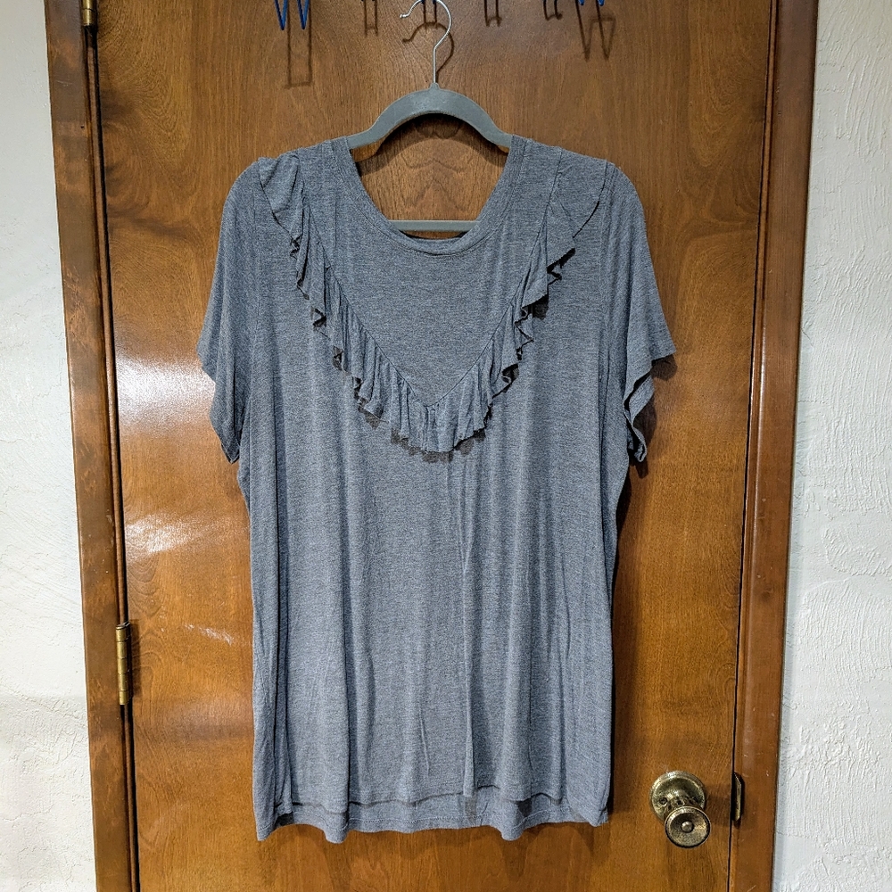 Torrid grey super soft knit frilly T-shirt size 2